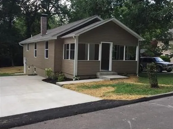 18 Inez Ave, Valley Park, MO 63088