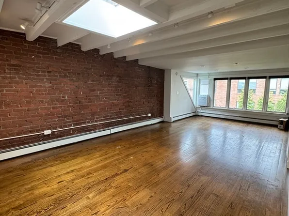 12 Aberdeen St #3, Boston, MA 02215