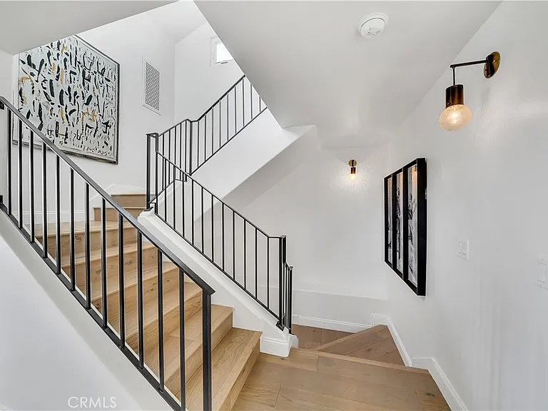 412 Acacia Ave — Photo 19