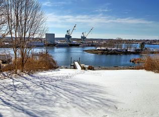 45 Government St APT D, Kittery, ME 03904