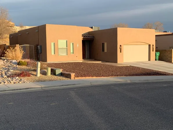 6008 Carl St, Farmington, NM 87402