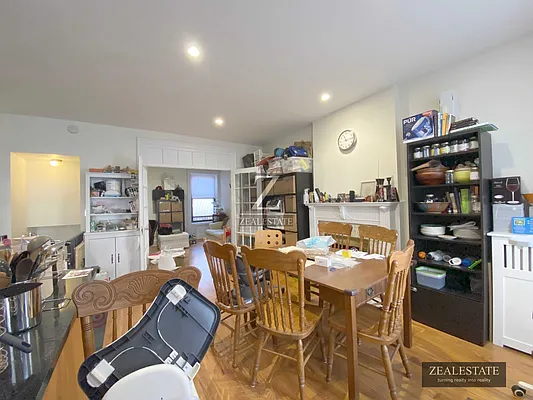 Rented by ZealEstate Group Inc | media 17