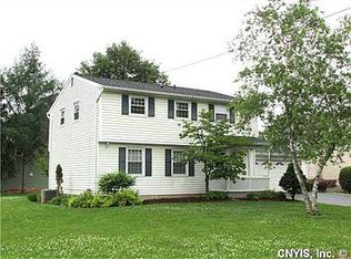 48 Cherry Tree Cir, Liverpool, NY 13090