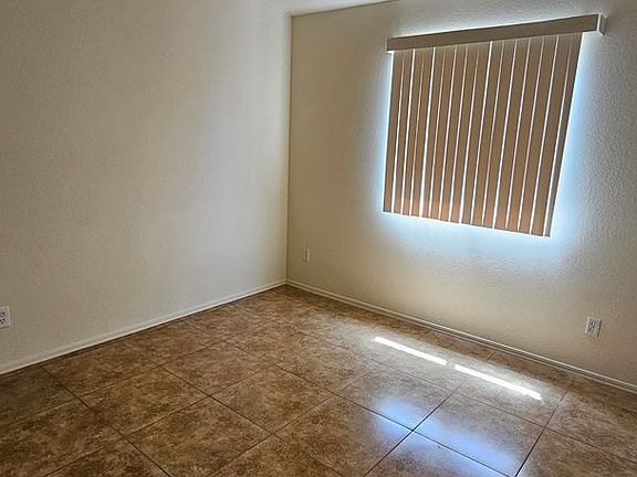 5th image of 3233 W Via Campana De Cobre