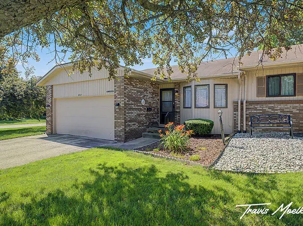 8537 Elkwood Dr SW #77, Byron Center, MI 49315