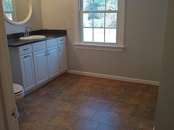 5th image of 1564 Degrasse Dr