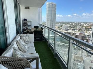 90 SW 3rd St APT 3107, Miami, FL 33130
