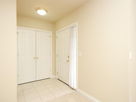 5th image of 5702 Hampshire Ln #46