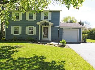 165 Stockton Ln, Rochester, NY 14625