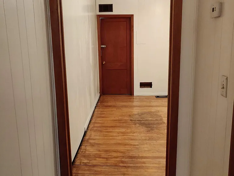 107 2nd St E #1/2 — Photo 9
