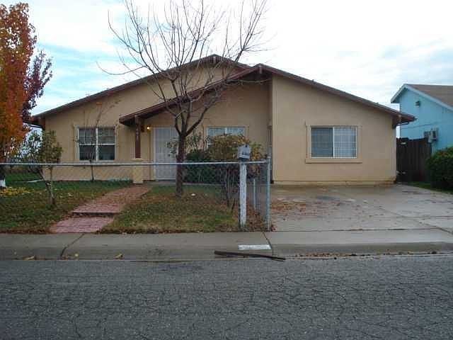 1st image of 4465 Martel Dr