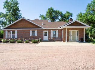 30632 437th Ave, Yankton, SD 57078