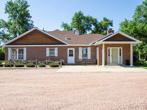 30632 437th Ave, Yankton, SD 57078
