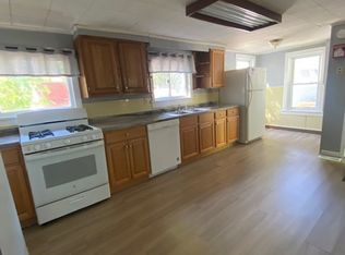 146 Caledonia St, Lockport, NY 14094