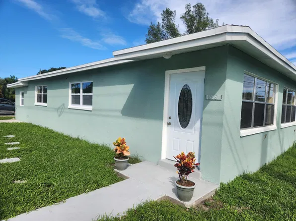 1688 W 10th Street, Riviera Beach, FL 33404