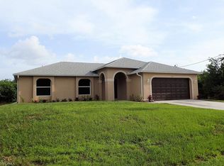 2717 7th St SW, Lehigh Acres, FL 33976