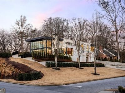 14 Lake Forrest Ln, Atlanta, GA, 30342