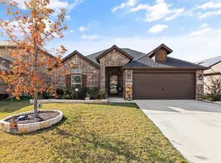 7137 Mohegan Dr, Fort Worth, TX 76179