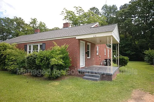 610 S Andrews Ave Photo 1