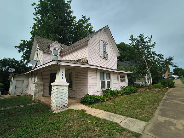 402 E Warner Ave — Photo 13