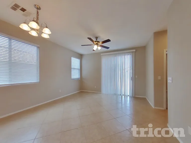 19296 N Costa Verdez Ave — Photo 4