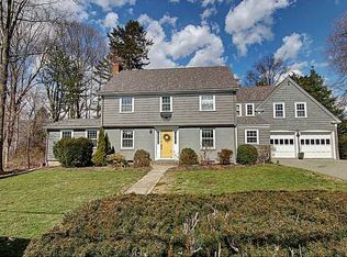 23 Brentonwood Ave, Barrington, RI 02806