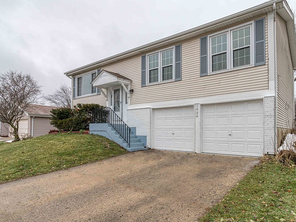 1st image of 1934 Aspen Ln