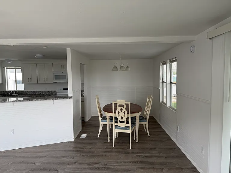 6532 Roosevelt Dr — Photo 2