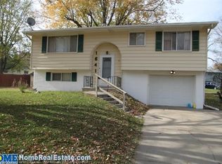 1641 SW 15th St, Lincoln, NE 68522