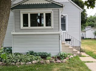 624 Glidden Ave, Dekalb, IL 60115