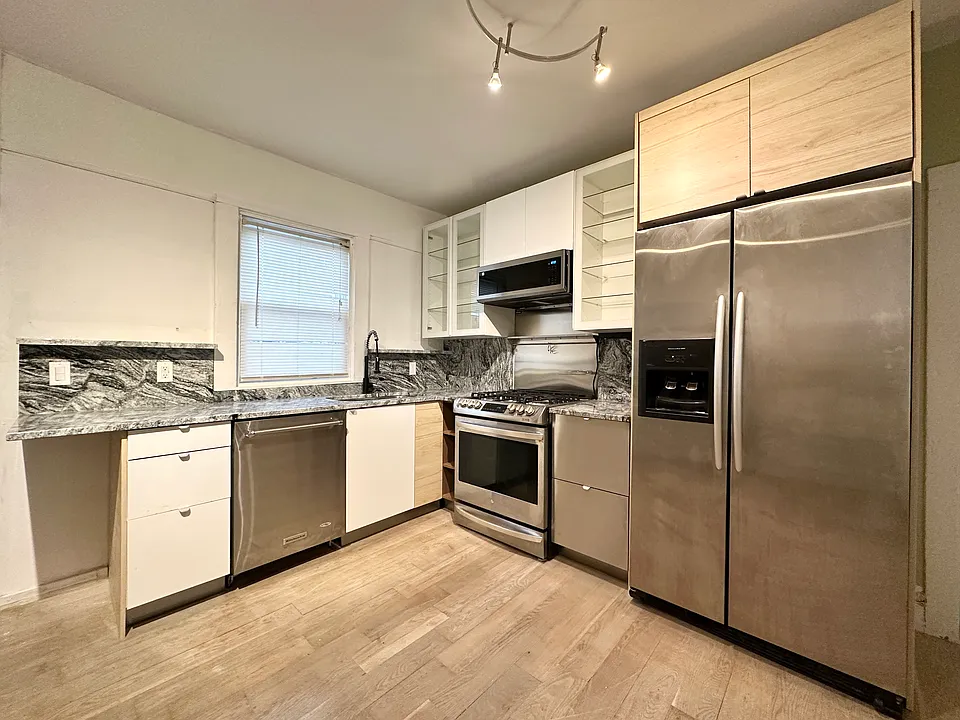 137 Sutton St #1