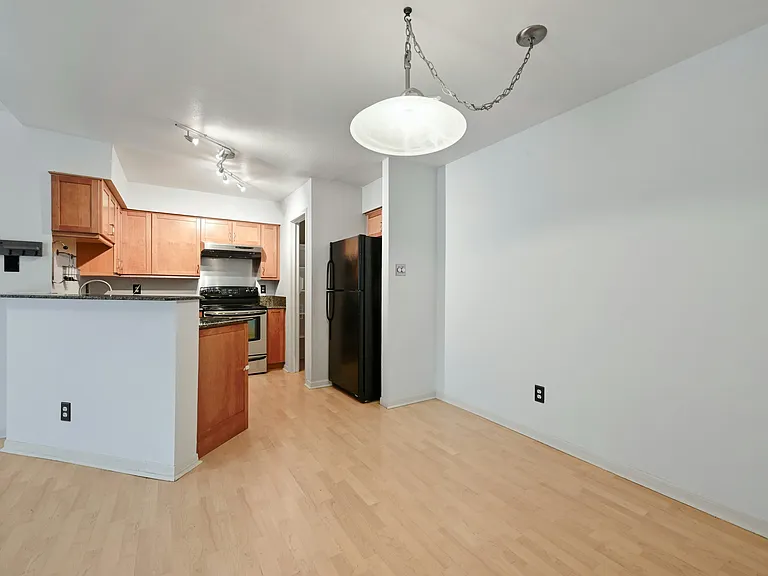 2450 Wickersham Ln #710 — Photo 7