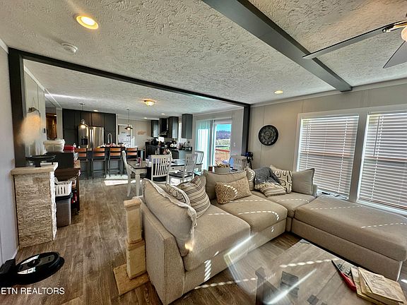 3rd image of 1450 Howell River Rd