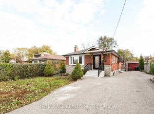 7 Ellie Dr, Toronto, ON M1G2G8