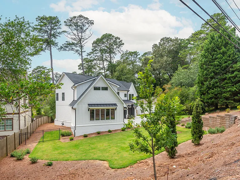 40566 Ashford Dunwoody Rd #4056 — Photo 17