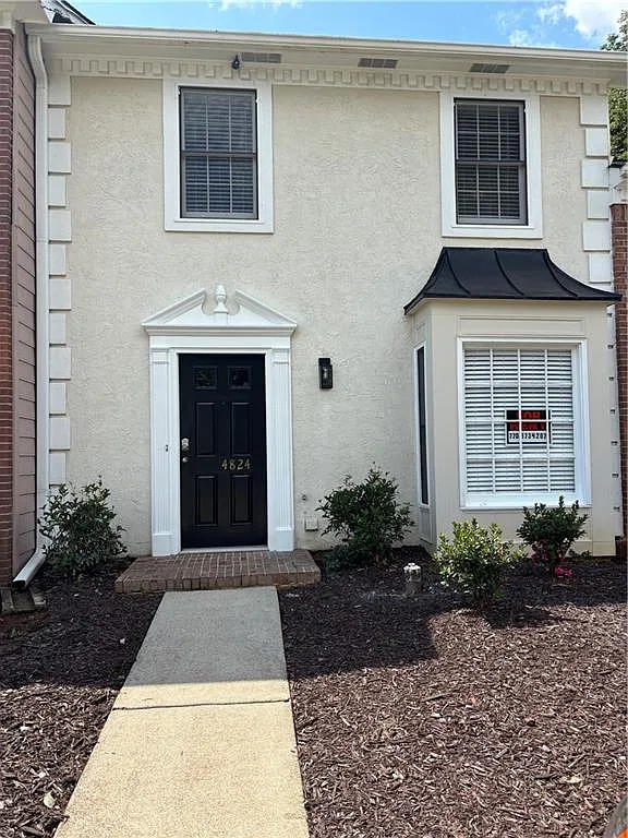 2 bed, 2.5 bath, 1292 sqft, $1,850 — Photo 2