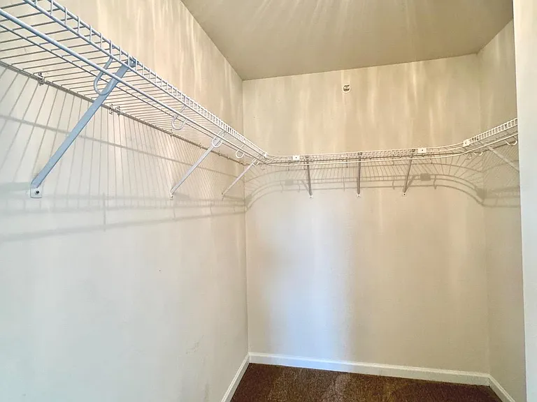 152 Brookland Ct #10 — Photo 18