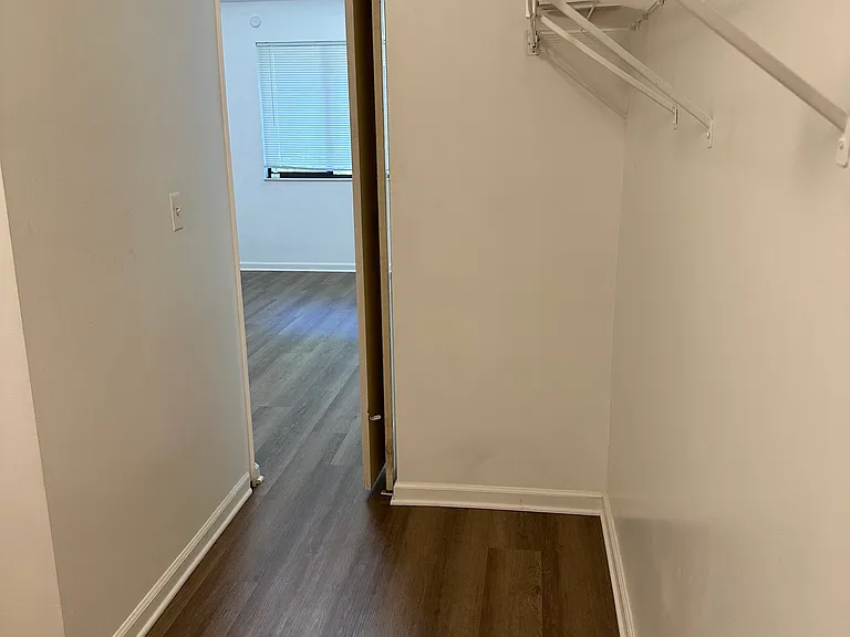 2065-7623 Baymeadows Cir W — Photo 28