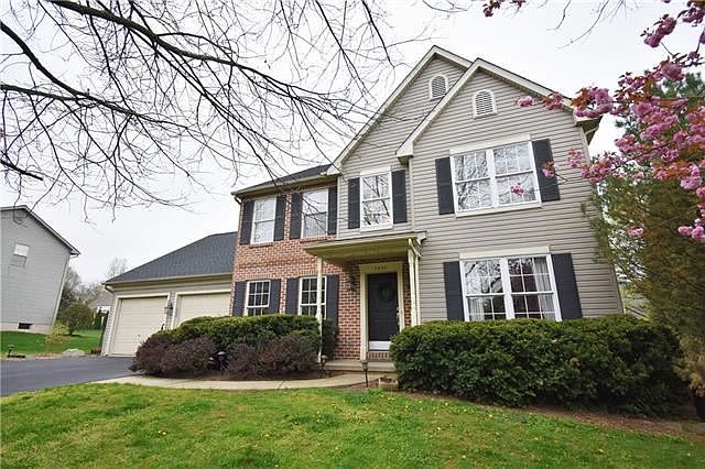 1st image of 1860 Dayton Dr