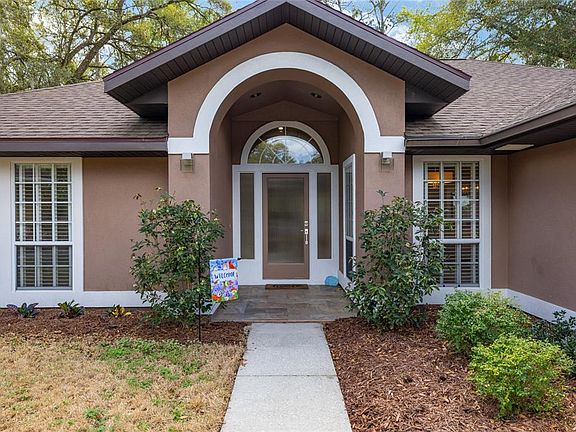 5th image of 1128 SW 82nd Ter