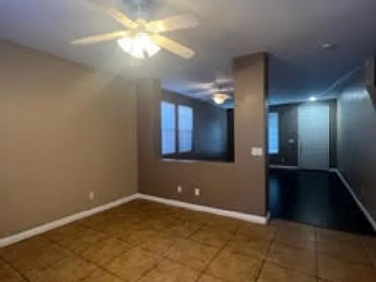 10784 Royal Jasmine Ln — Photo 4