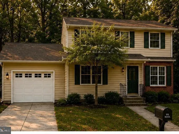 11974 Cotton Mill Dr, Woodbridge, VA 22192