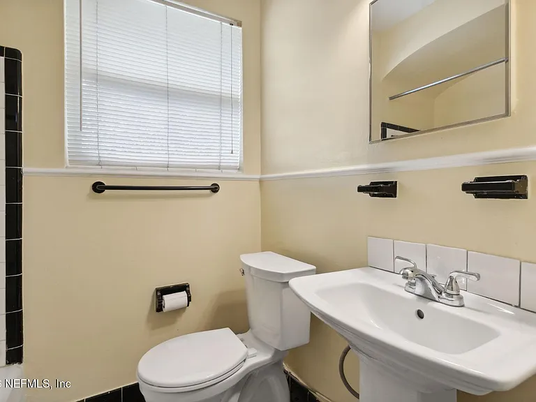 3582 Hedrick St #4 — Photo 12