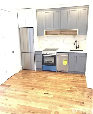 Rented by Oxford Property Group | media 43