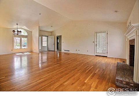 4th image of 225 Dundee Ave Unit 16