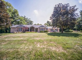 8412 Dupont Ln, Belleville, IL 62223