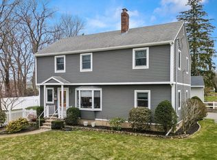 1 Meadow Ln, Danvers, MA 01923