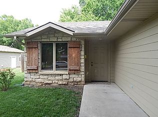 1715 Janes Ave, Winfield, KS 67156
