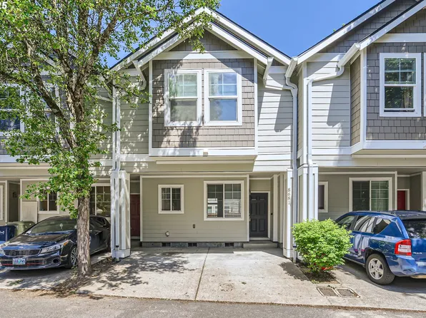 8681 NE Tennyson Ln, Hillsboro, OR 97006