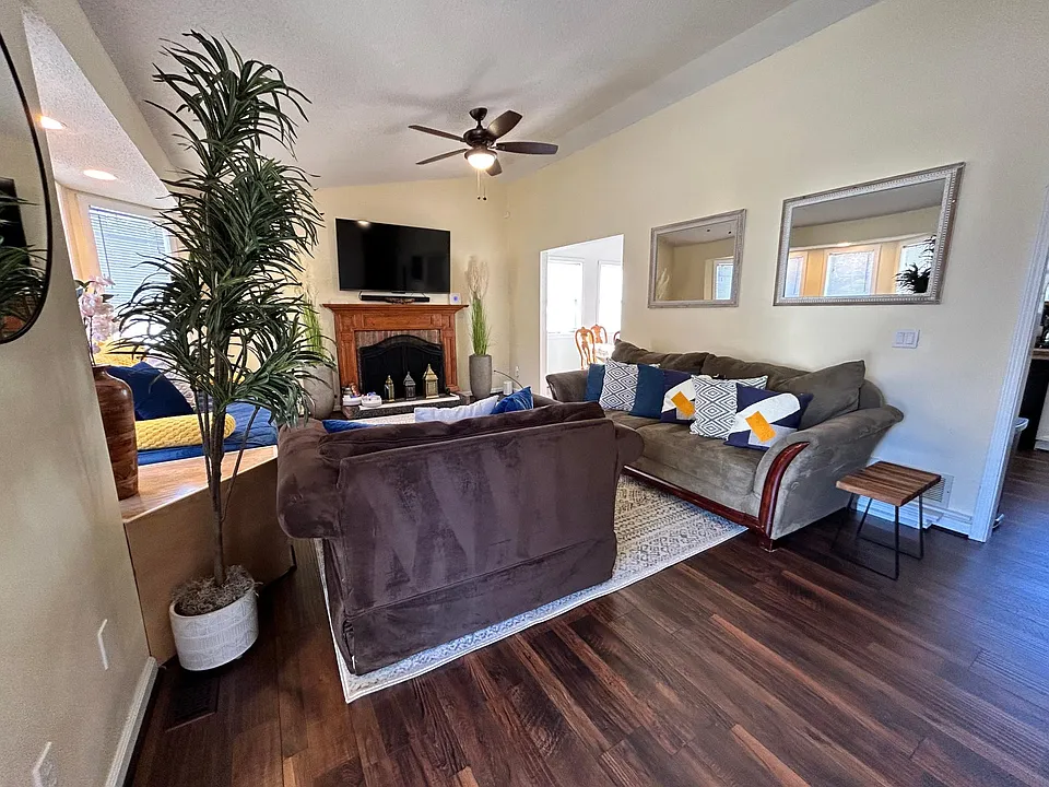 6042 Colt Ridge Trl SE